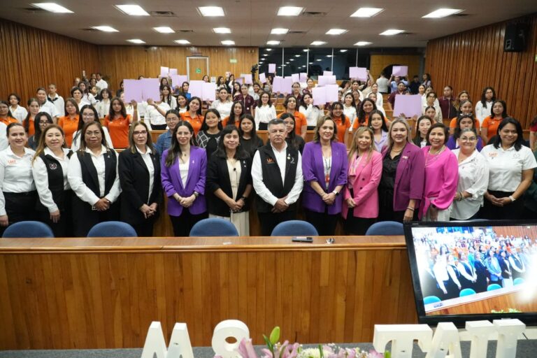 Incrementa la UAT participación de la mujer en los espacios universitarios